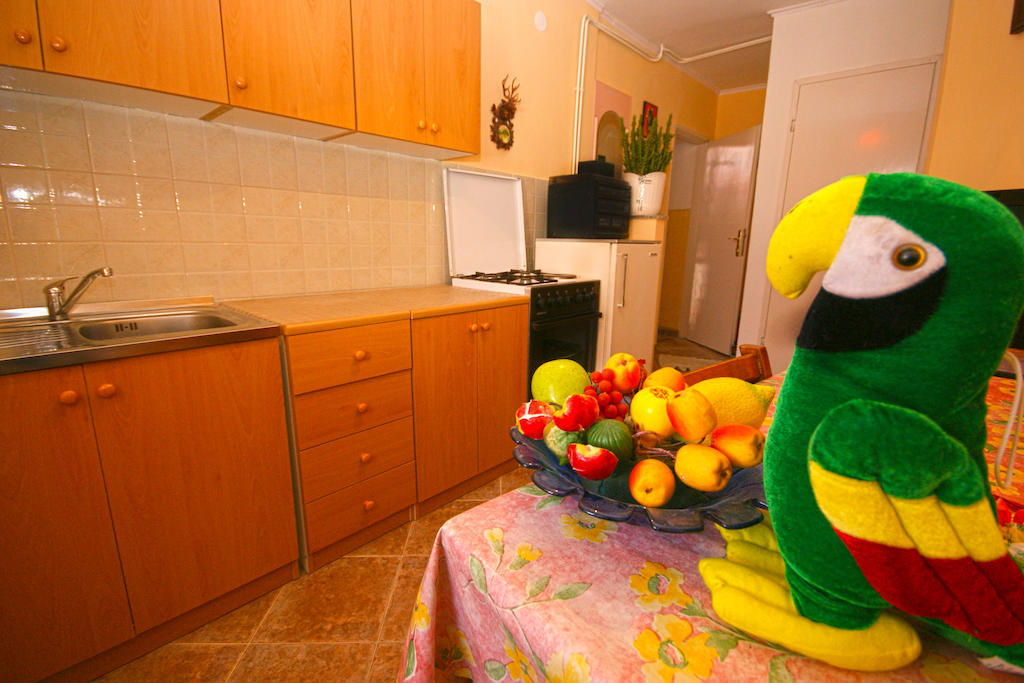 Guest House Robert I Mirna บาเล ภายนอก รูปภาพ