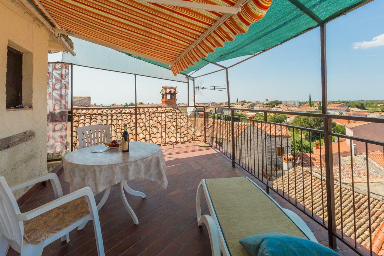 Guest House Robert I Mirna บาเล ภายนอก รูปภาพ